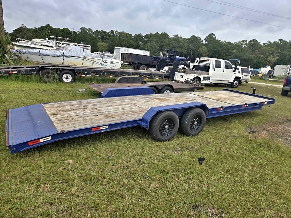 2025 Southern Utility 26ft Car Trailer