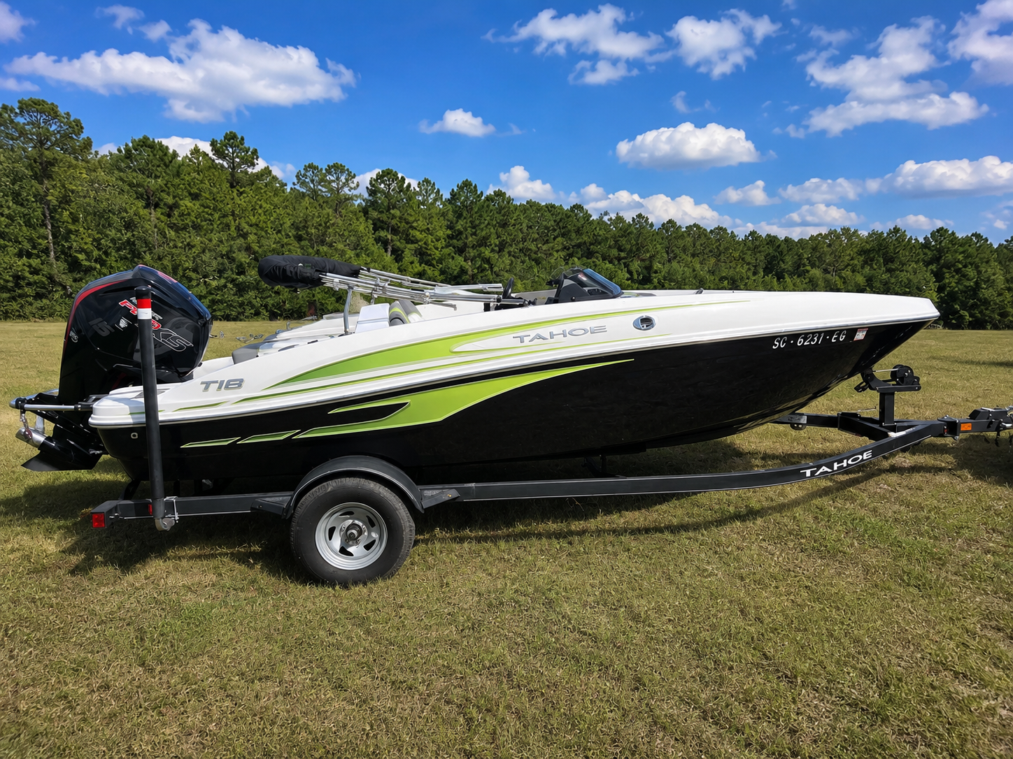 2024 Tahoe T18 Boat